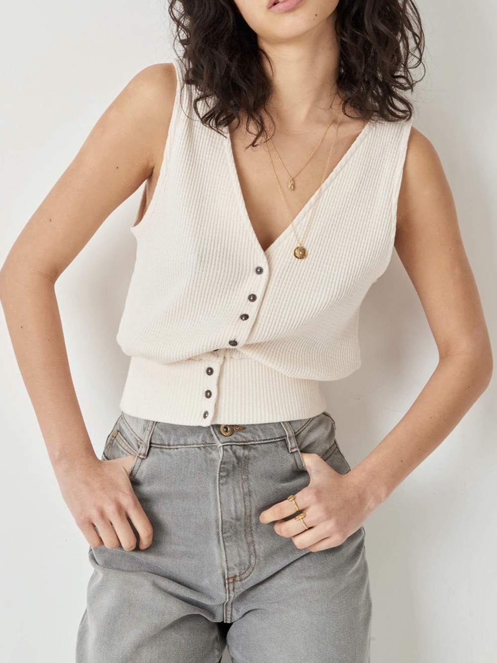 Sessun Cream Ribbed V-Neck Button Front Tank Top size xs